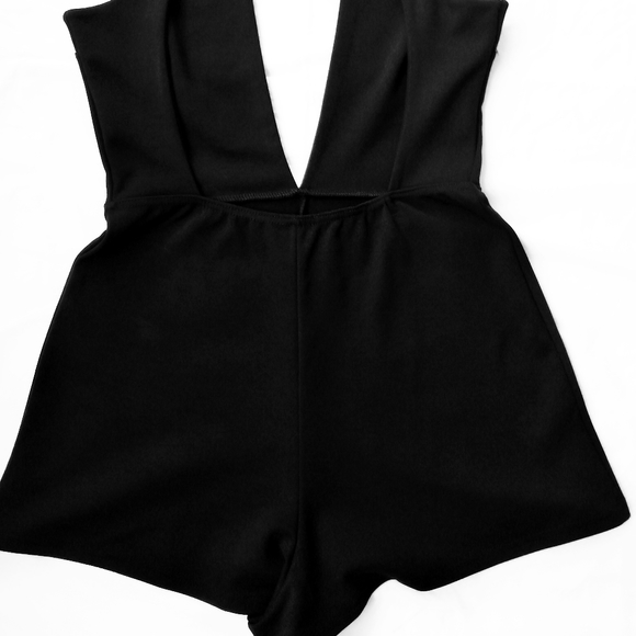 Open back Romper - Picture 4 of 5